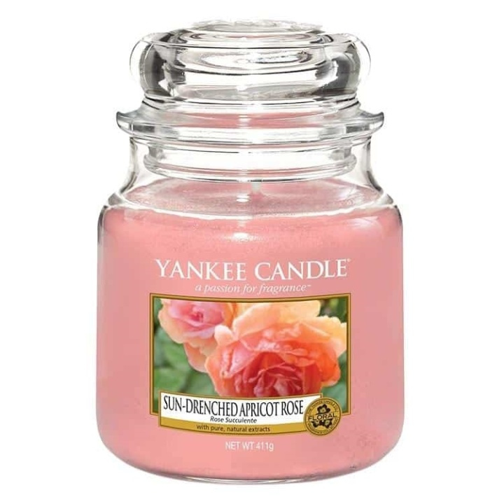 Yankee Candle Classic Medium Jar Sun-Drenched Apricot Rose 411g i gruppen SKÖNHET & HÄLSA / Doft & Parfym / Övrig doft / Doftljus hos TP E-commerce Nordic AB (A13290)