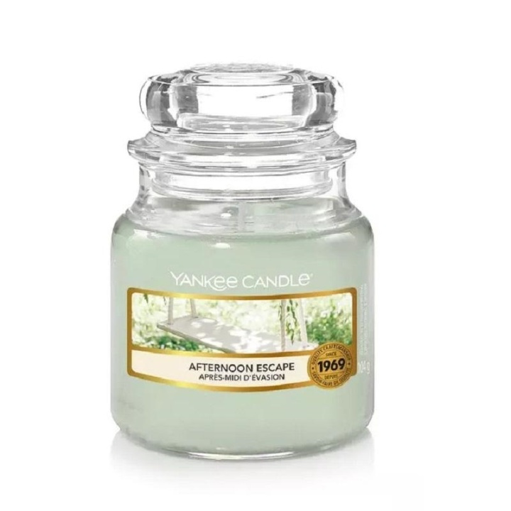 Yankee Candle Classic Small Jar Afternoon Escape 104g i gruppen SKÖNHET & HÄLSA / Doft & Parfym / Övrig doft / Doftljus hos TP E-commerce Nordic AB (A13297)