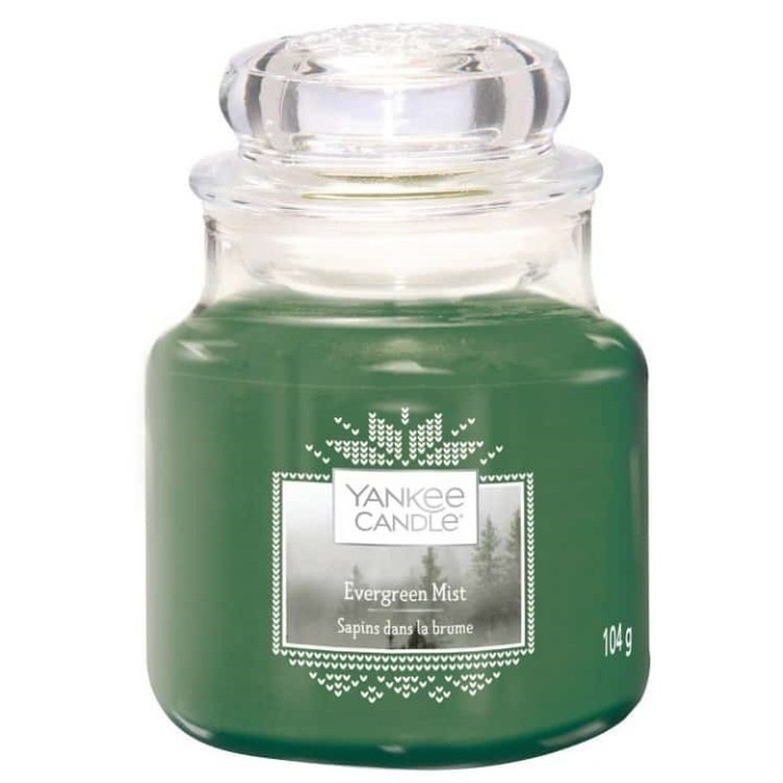 Yankee Candle Classic Small Jar Evergreen Mist 104g i gruppen SKÖNHET & HÄLSA / Doft & Parfym / Övrig doft / Doftljus hos TP E-commerce Nordic AB (A13306)