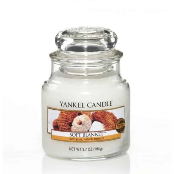 Yankee Candle Classic Small Jar Soft Blanket 104g i gruppen SKÖNHET & HÄLSA / Doft & Parfym / Övrig doft / Doftljus hos TP E-commerce Nordic AB (A13318)