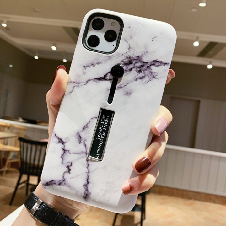 Fashioncase med fingerhållare - iPhone 12 Pro Max, Vit marmor i gruppen SMARTPHONE & SURFPLATTOR / Mobilskydd / Apple / iPhone 12 Pro Max hos TP E-commerce Nordic AB (A20852)