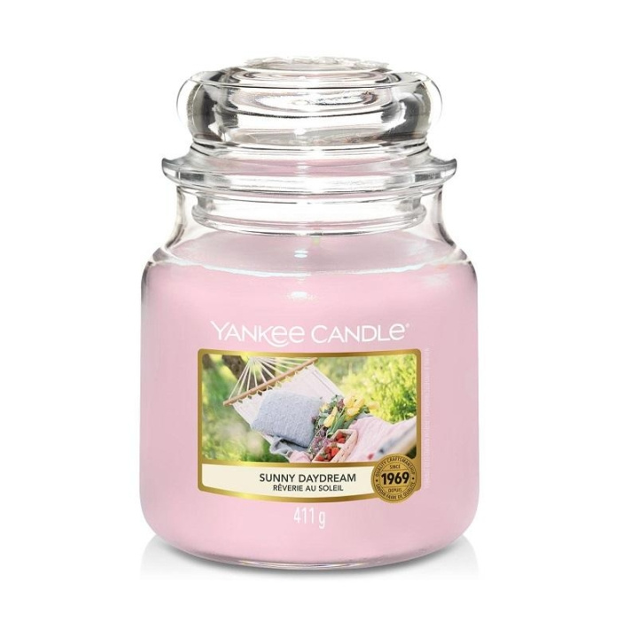 Yankee Candle Classic Medium Jar Sunny Daydream 411g i gruppen SKÖNHET & HÄLSA / Doft & Parfym / Övrig doft / Doftljus hos TP E-commerce Nordic AB (C00627)