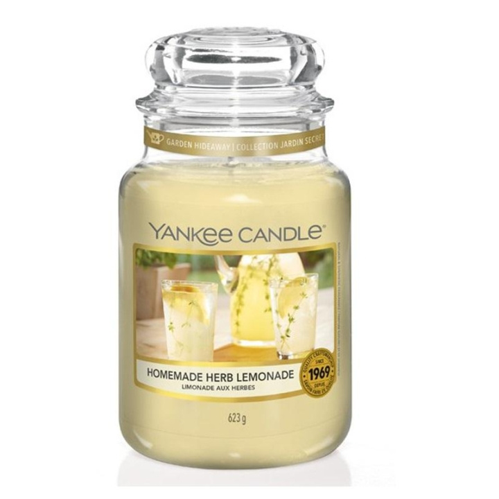 Yankee Candle Classic Large Jar Homemade Herb Lemonade 623g i gruppen SKÖNHET & HÄLSA / Doft & Parfym / Övrig doft / Doftljus hos TP E-commerce Nordic AB (C00629)