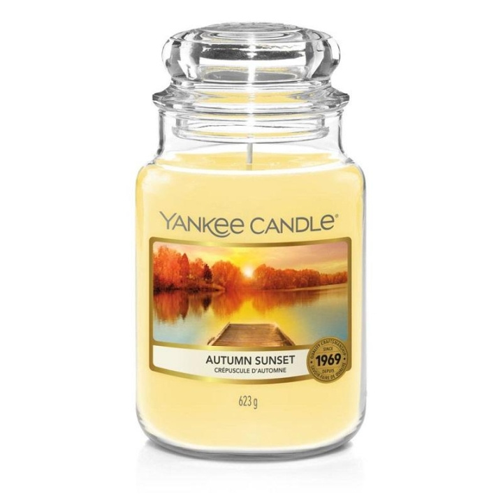 Yankee Candle Classic Large Autumn Sunset 623g i gruppen SKÖNHET & HÄLSA / Doft & Parfym / Övrig doft / Doftljus hos TP E-commerce Nordic AB (C00643)