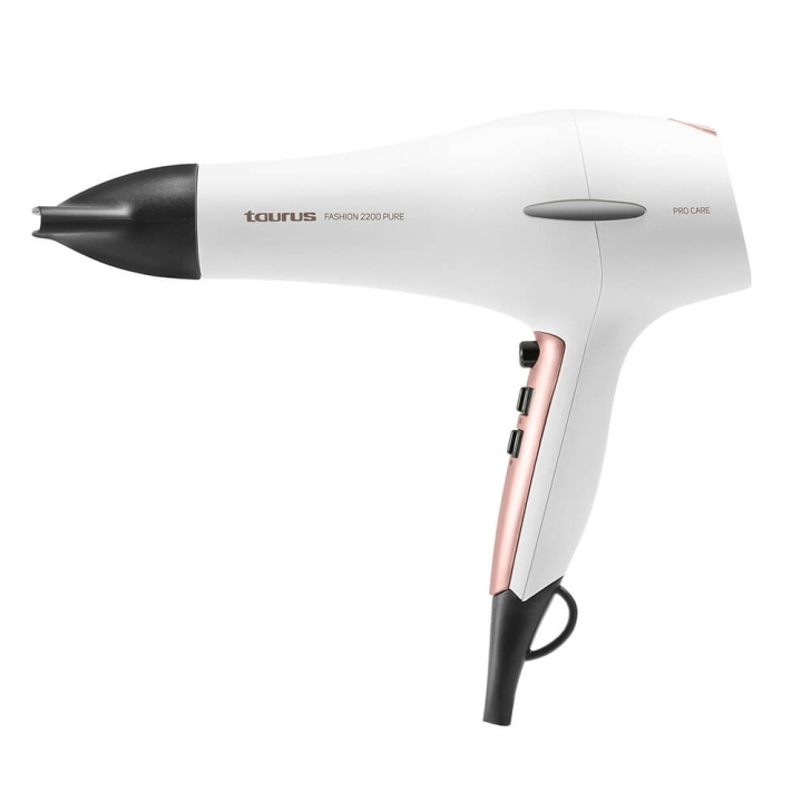Taurus Hair Dryer Fashion 2200W Pure White i gruppen SKÖNHET & HÄLSA / Hår & Styling / Stylingverktyg / Hårfönar hos TP E-commerce Nordic AB (C01768)