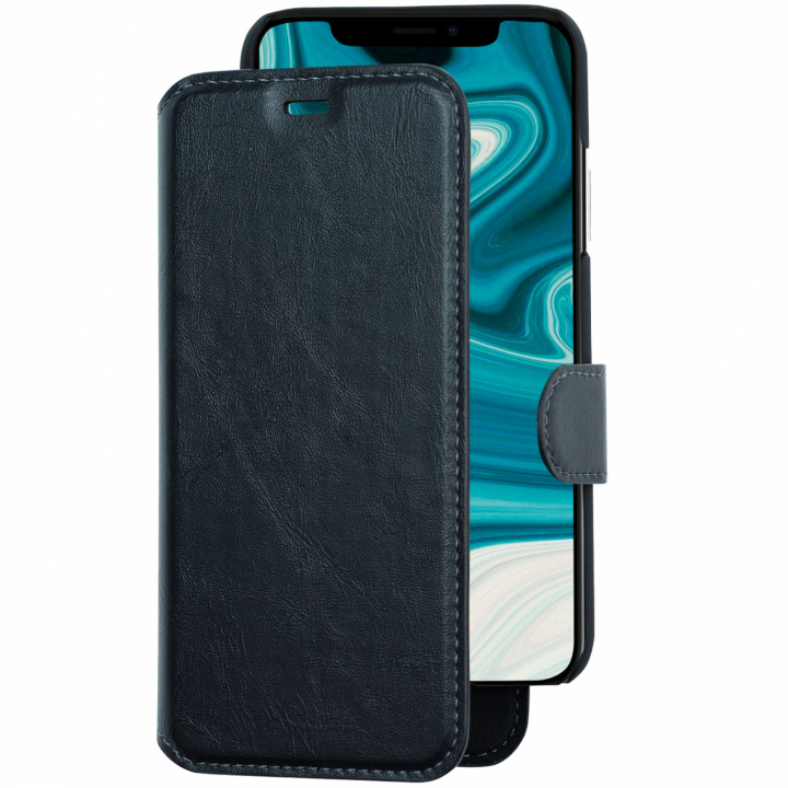 Champion 2-in-1 Slim Wallet Case iPhone 12/12 Pro i gruppen SMARTPHONE & SURFPLATTOR / Mobilskydd / Apple / iPhone 12/12 Pro / Fodral hos TP E-commerce Nordic AB (C02345)