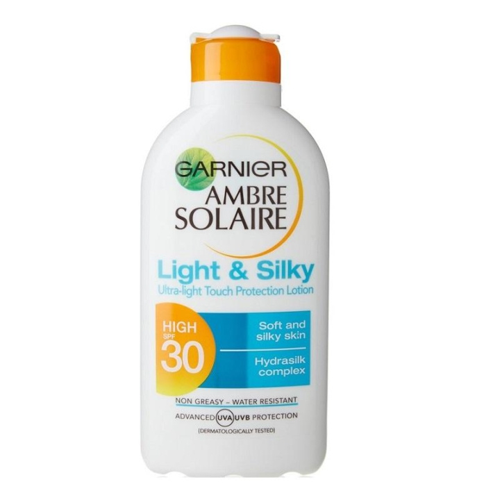 Garnier Ambre Solaire Light & Silky Protection Lotion SPF30 200ml i gruppen SKÖNHET & HÄLSA / Hudvård / Solskydd & Tanning / Solskydd hos TP E-commerce Nordic AB (C03090)