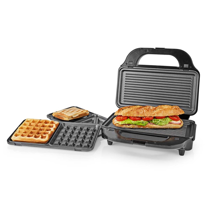 Nedis Multi Grill | Grill / Sandwich / Waffle | 900 W | 28 x 15 cm | Automatisk temperaturkontroll | Plast / Rostfritt stål i gruppen HEM, HUSHÅLL & TRÄDGÅRD / Hushållsmaskiner / Brödrostar & Bordsgrillar / Brödrostar hos TP E-commerce Nordic AB (C06457)