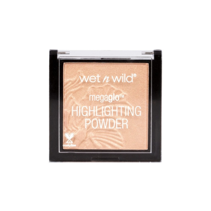 Wet n Wild Mega Glo Highlighting Powder Precious Petals 5,4g i gruppen SKÖNHET & HÄLSA / Makeup / Basmakeup / Contour/Highlight hos TP E-commerce Nordic AB (C10459)