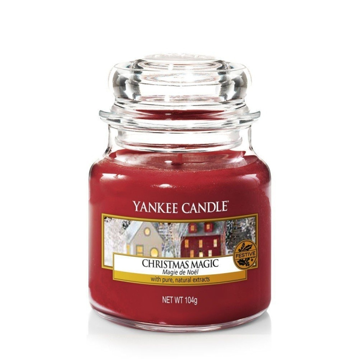 Yankee Candle Classic Small Jar Christmas Magic 104g i gruppen SKÖNHET & HÄLSA / Doft & Parfym / Övrig doft / Doftljus hos TP E-commerce Nordic AB (C10816)