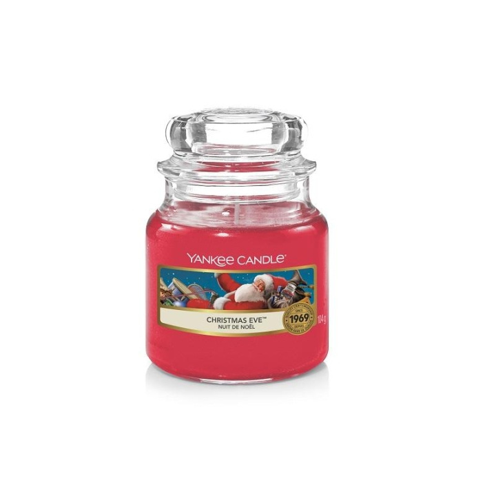 Yankee Candle Classic Small Jar Christmas Eve 104g i gruppen SKÖNHET & HÄLSA / Doft & Parfym / Övrig doft / Doftljus hos TP E-commerce Nordic AB (C11242)