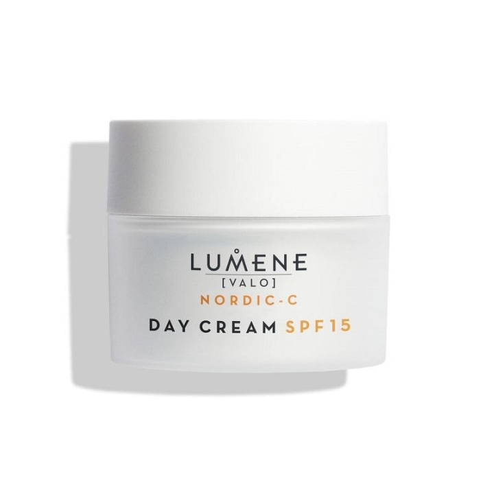 Lumene Nordic-C Day Cream Spf15 50ml i gruppen SKÖNHET & HÄLSA / Hudvård / Ansiktsvård / Ansiktskräm hos TP E-commerce Nordic AB (C13247)