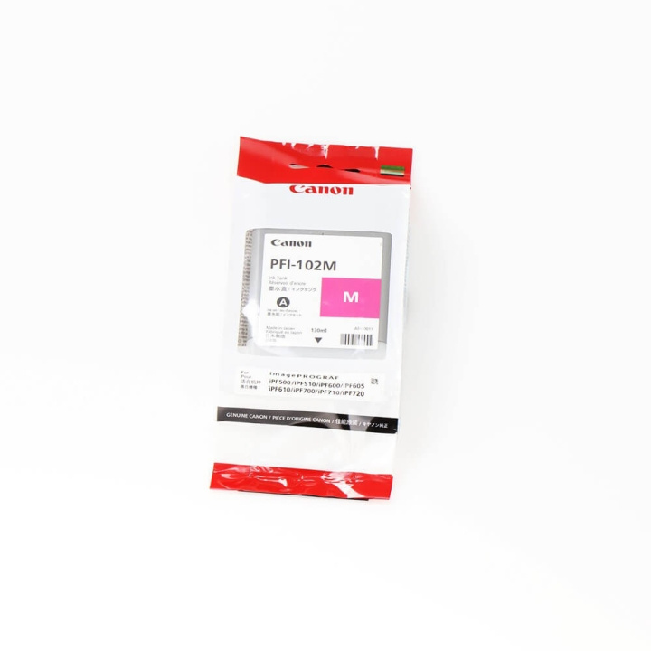 Canon Ink 0897B001 PFI-102 Magenta i gruppen DATORER & KRINGUTRUSTNING / Skrivare & Tillbehör / Bläck & Toner / Bläckpatroner / Canon hos TP E-commerce Nordic AB (C15979)