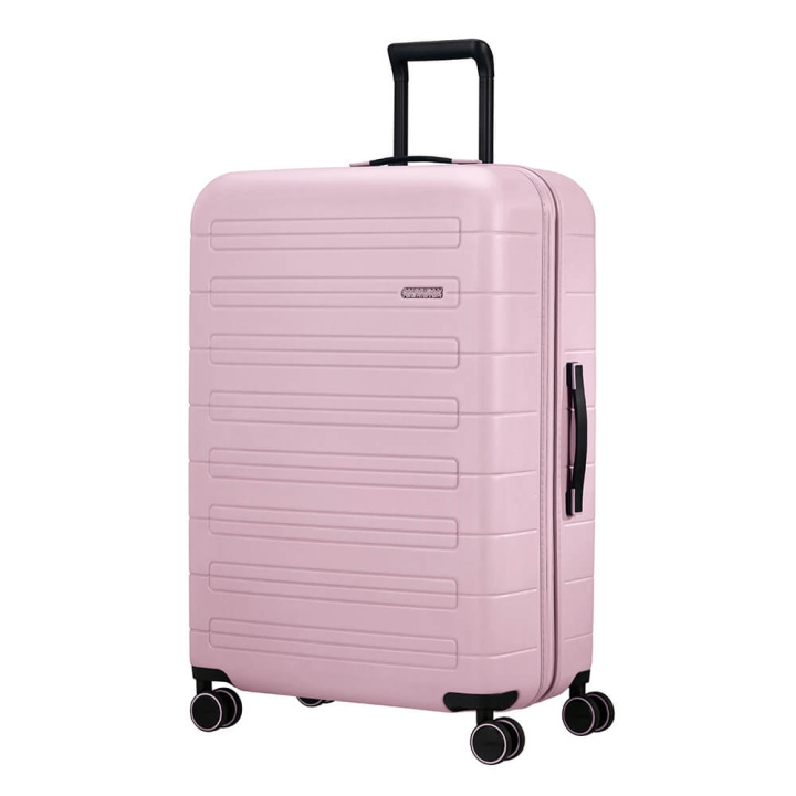 American Tourister Nova Stream Spinner 77/28 Expand Mjukt Rosa i gruppen SPORT, FRITID & HOBBY / Resetillbehör / Resväskor hos TP E-commerce Nordic AB (C17067)