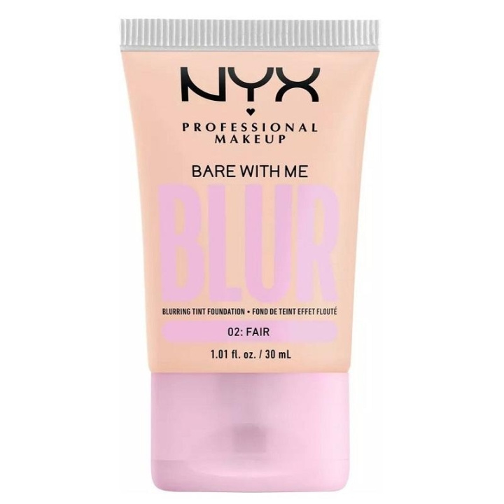 NYX PROF. MAKEUP Bare With Me Blur Tint Foundation 30ml 02 Fair i gruppen SKÖNHET & HÄLSA / Makeup / Basmakeup / Foundation hos TP E-commerce Nordic AB (C28989)