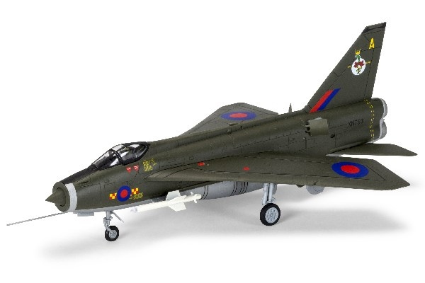 AIRFIX English Electric Lightning F.2A, 1:72 hanging gift i gruppen SPORT, FRITID & HOBBY / Hobby / Plastmodeller / Flyg/Helikoptrar hos TP E-commerce Nordic AB (C29600)