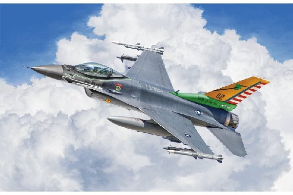 ITALERI 1:48 F-16C Fighting Falcon i gruppen SPORT, FRITID & HOBBY / Hobby / Plastmodeller / Flyg/Helikoptrar hos TP E-commerce Nordic AB (C29820)