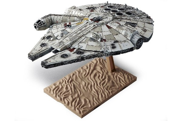 Revell Bandai Millennium Falcon i gruppen SPORT, FRITID & HOBBY / Hobby / Plastmodeller / Rymd/Sci-Fi hos TP E-commerce Nordic AB (C29871)