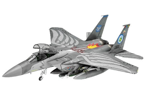 Revell Model Set F-15E Strike Eagle 1:72 i gruppen SPORT, FRITID & HOBBY / Hobby / Plastmodeller / Flyg/Helikoptrar hos TP E-commerce Nordic AB (C30157)