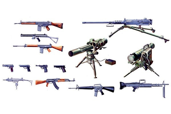 ITALERI Modern lätta vapenset i gruppen SPORT, FRITID & HOBBY / Hobby / Plastmodeller / Diverse hos TP E-commerce Nordic AB (C30527)