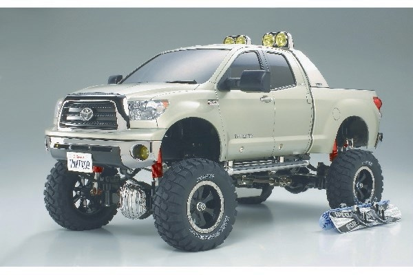 TAMIYA 1/10 R/C Toyota Tundra High-Lift i gruppen LEKSAKER, BARN- & BABYPRODUKTER / Radiostyrt / Radiostyrda bilar hos TP E-commerce Nordic AB (C31493)