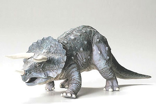 TAMIYA 1/35 Triceratops Eurycephalus i gruppen SPORT, FRITID & HOBBY / Hobby / Plastmodeller / Figurer hos TP E-commerce Nordic AB (C31496)