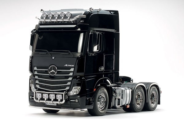 TAMIYA 1/14 Mercedes Actros 3363 GigaSpace i gruppen SPORT, FRITID & HOBBY / Hobby / Plastmodeller / Bilar hos TP E-commerce Nordic AB (C31514)