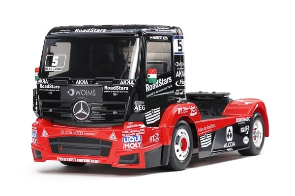 TAMIYA 1/14 R/C Tankpool24 Mercedes (TT-01-E) / NO ESC i gruppen LEKSAKER, BARN- & BABYPRODUKTER / Radiostyrt / Radiostyrda bilar hos TP E-commerce Nordic AB (C31660)