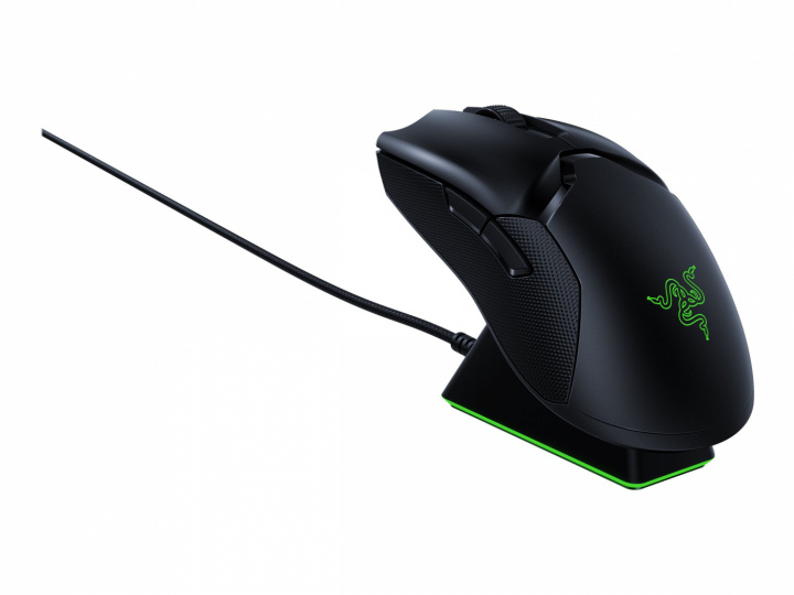 Razer Viper Ultimate - Optisk Trådlös Gaming mus med laddstation, Svart i gruppen DATORER & KRINGUTRUSTNING / Gaming / Möss hos TP E-commerce Nordic AB (C32481)