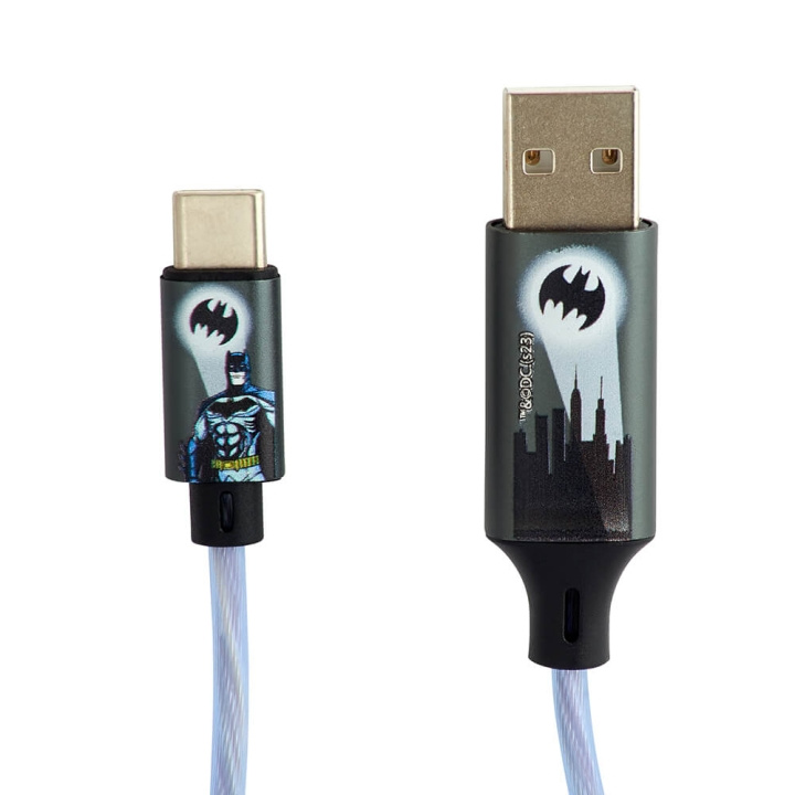 BATMAN USB A till C Light-Up 1,2m Bat Logo i gruppen SMARTPHONE & SURFPLATTOR / Laddare & Kablar / Kablar / Kablar Typ C hos TP E-commerce Nordic AB (C34661)