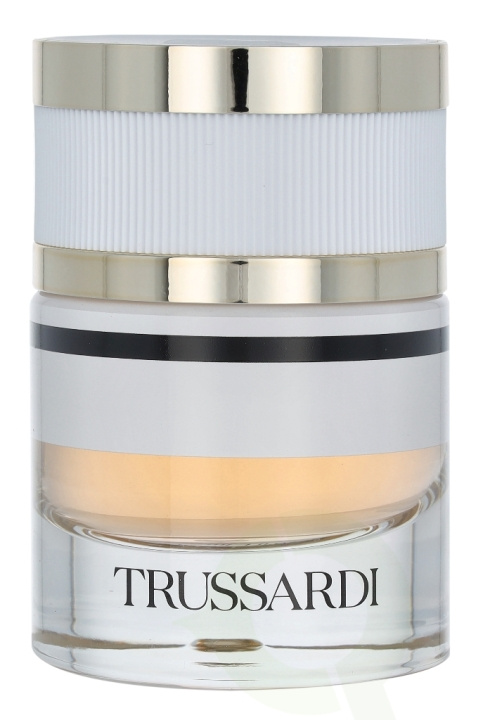 Trussardi Pure Jasmine Edp Spray 30 ml i gruppen SKÖNHET & HÄLSA / Doft & Parfym / Parfym / Parfym för henne hos TP E-commerce Nordic AB (C35533)