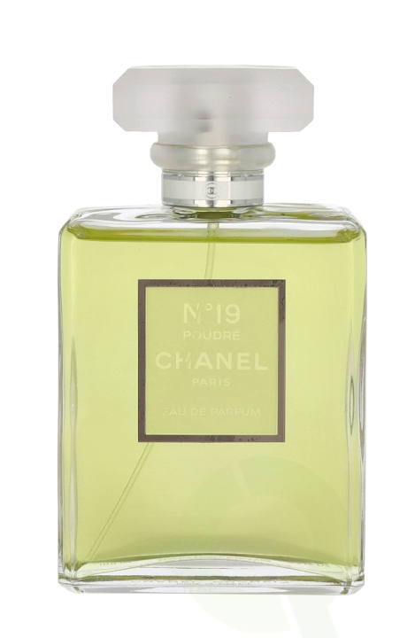 Chanel No 19 Poudre Edp Spray 100 ml i gruppen SKÖNHET & HÄLSA / Doft & Parfym / Parfym / Parfym för henne hos TP E-commerce Nordic AB (C36435)