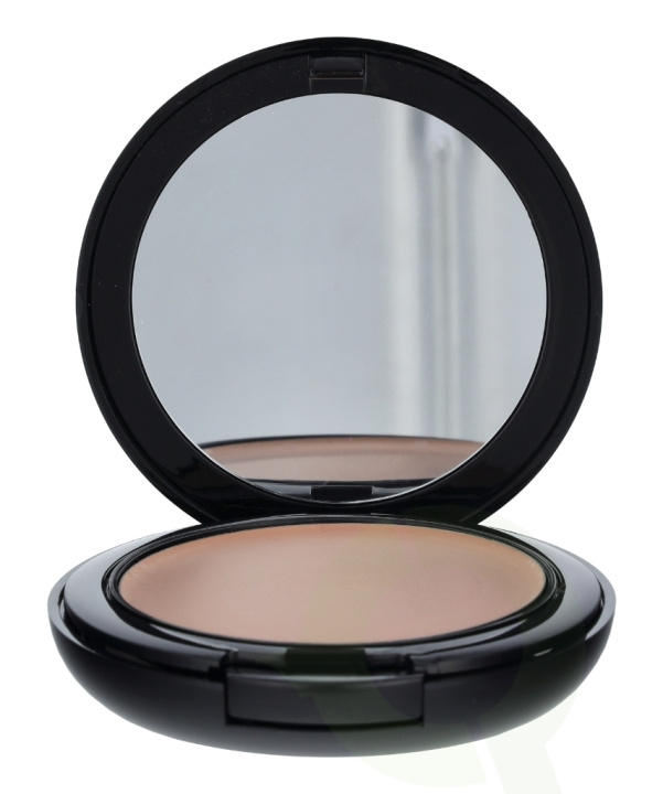 Artdeco Double Finish Cream Foundation 9 gr #02 Tender Beige i gruppen SKÖNHET & HÄLSA / Makeup / Basmakeup / Foundation hos TP E-commerce Nordic AB (C41135)