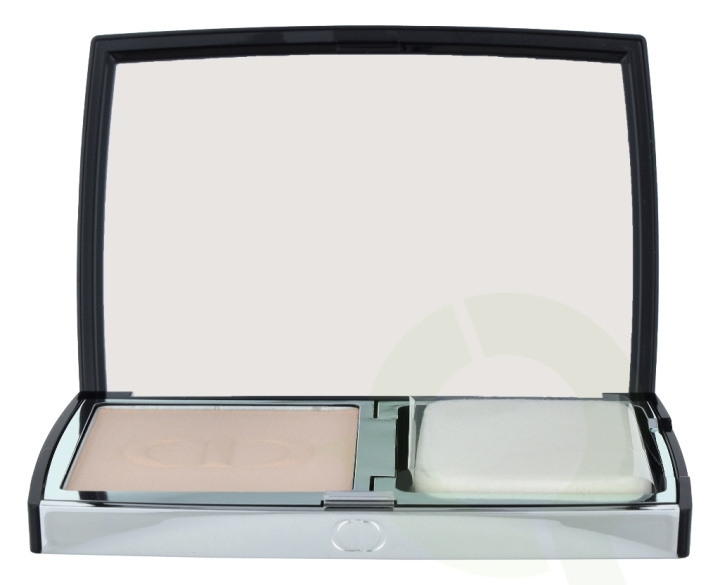 Christian Dior Dior Forever Natural Velvet Compact Foundation 10 gr 1N Neutral i gruppen SKÖNHET & HÄLSA / Makeup / Basmakeup / Foundation hos TP E-commerce Nordic AB (C41324)