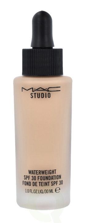 MAC Studio Waterweight Foundation SPF30 30 ml NC20 i gruppen SKÖNHET & HÄLSA / Makeup / Basmakeup / Foundation hos TP E-commerce Nordic AB (C41694)