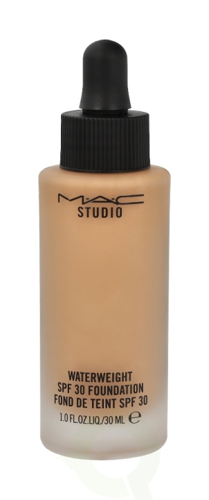 MAC Studio Waterweight Foundation SPF30 30 ml NC37 i gruppen SKÖNHET & HÄLSA / Makeup / Basmakeup / Foundation hos TP E-commerce Nordic AB (C41696)