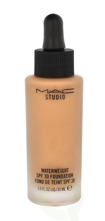 MAC Studio Waterweight Foundation SPF30 30 ml NC42 i gruppen SKÖNHET & HÄLSA / Makeup / Basmakeup / Foundation hos TP E-commerce Nordic AB (C41698)