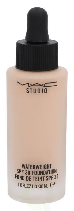 MAC Studio Waterweight Foundation SPF30 30 ml NW15 i gruppen SKÖNHET & HÄLSA / Makeup / Basmakeup / Foundation hos TP E-commerce Nordic AB (C41702)