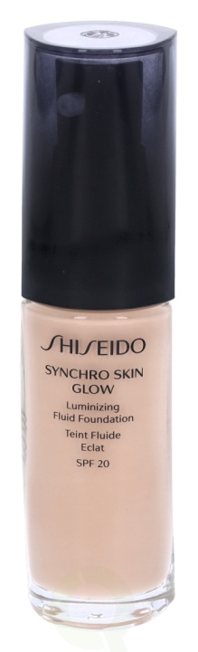 Shiseido Synchro Skin Glow Luminizing Foundation SPF20 30 ml #05 Golden i gruppen SKÖNHET & HÄLSA / Makeup / Basmakeup / Foundation hos TP E-commerce Nordic AB (C41777)