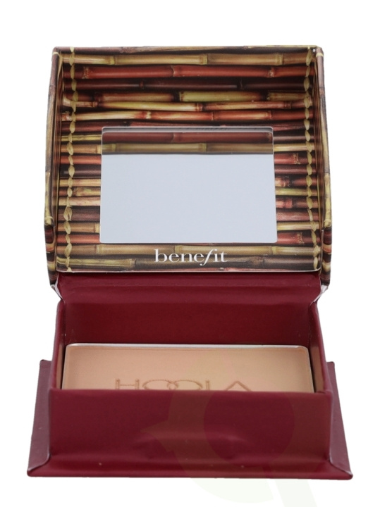 Benefit Hoola Lite Matte Powder Bronzer 8 gr i gruppen SKÖNHET & HÄLSA / Makeup / Basmakeup / Rouge / Bronzer hos TP E-commerce Nordic AB (C48336)