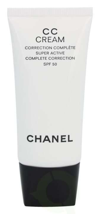 Chanel CC Cream Complete Correction SPF50 30 ml #20 Beige i gruppen SKÖNHET & HÄLSA / Hudvård / Ansiktsvård / Dagkräm hos TP E-commerce Nordic AB (C49693)