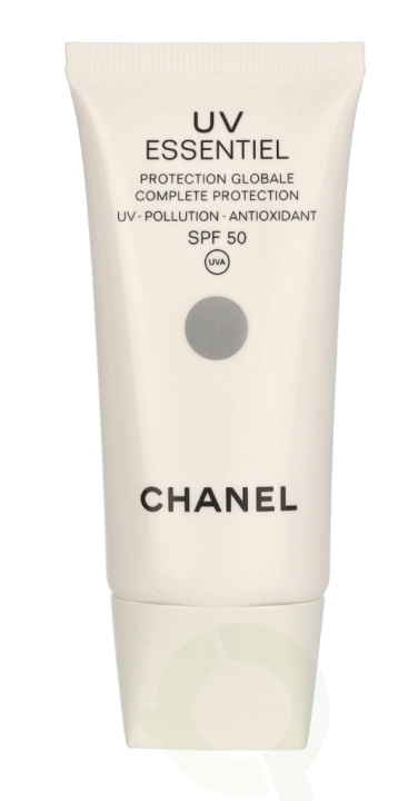 Chanel UV Essentiel Complete Protection SPF50 30 ml i gruppen SKÖNHET & HÄLSA / Hudvård / Solskydd & Tanning / Solskydd hos TP E-commerce Nordic AB (C49723)