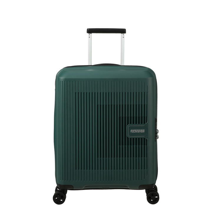 American Tourister Kabinväska AeroStep Spinner 55 cm Dark Forest i gruppen SPORT, FRITID & HOBBY / Resetillbehör / Resväskor hos TP E-commerce Nordic AB (C49941)