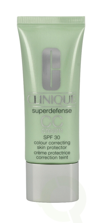 Clinique Superdefense Cc Cream SPF30 40 ml #03 Light Medium i gruppen SKÖNHET & HÄLSA / Hudvård / Ansiktsvård / Dagkräm hos TP E-commerce Nordic AB (C50172)