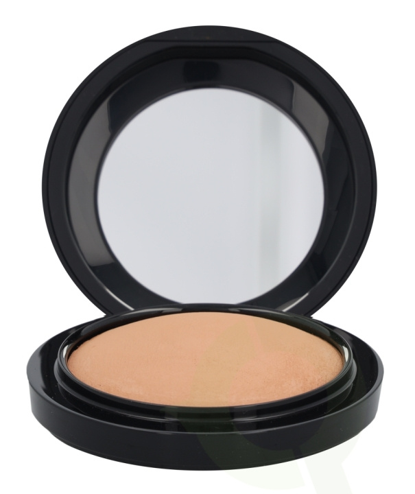 MAC Mineralize Skinfinish Natural 10 gr Medium Deep i gruppen SKÖNHET & HÄLSA / Makeup / Basmakeup / Puder hos TP E-commerce Nordic AB (C53680)