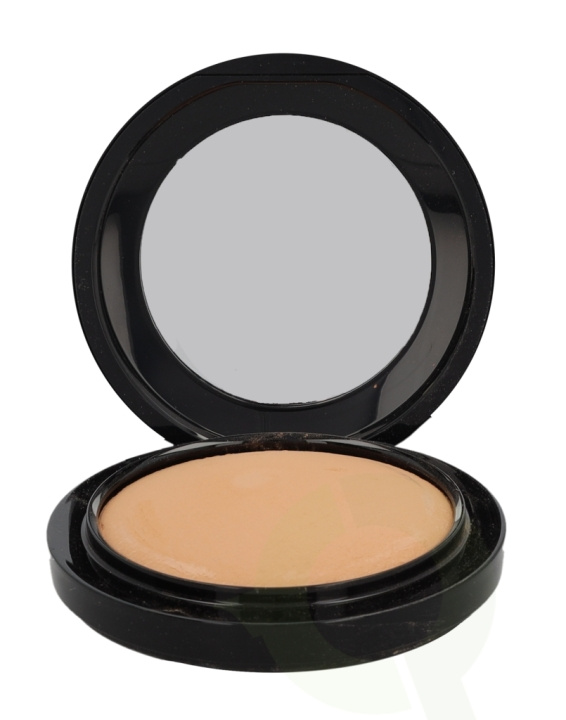 MAC Mineralize Skinfinish Natural Powder 10 g Medium Tan i gruppen SKÖNHET & HÄLSA / Makeup / Basmakeup / Puder hos TP E-commerce Nordic AB (C53769)