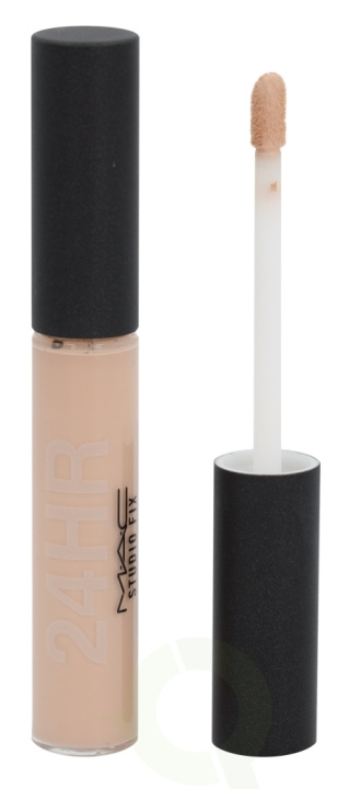 MAC Studio Fix 24-Hour Smooth Wear Concealer 7 ml NW22 i gruppen SKÖNHET & HÄLSA / Makeup / Basmakeup / Concealer hos TP E-commerce Nordic AB (C53783)