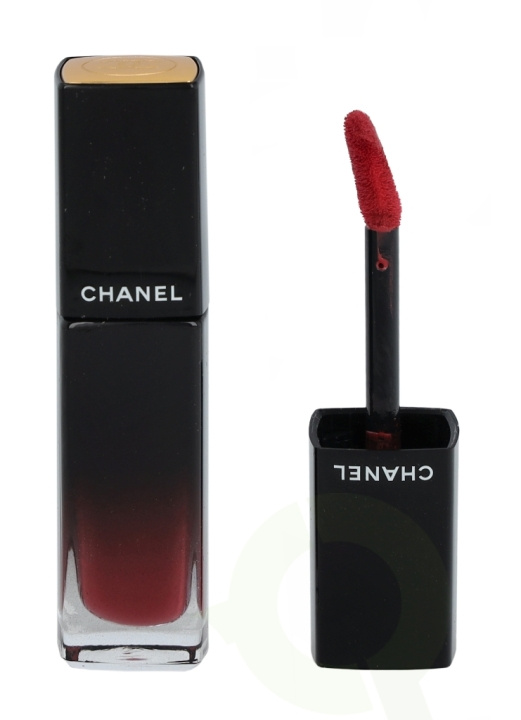 Chanel Rouge Allure Laque Ultrawear Shine Liquid Lip Colour 5.5 ml #66 Permanent i gruppen SKÖNHET & HÄLSA / Makeup / Läppar / Läppstift hos TP E-commerce Nordic AB (C55576)