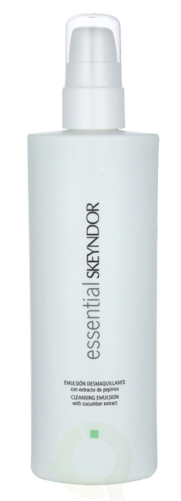 Skeyndor Essential Cleansing Emulsion Wth Cucumber Extract 250 ml i gruppen SKÖNHET & HÄLSA / Hudvård / Ansiktsvård / Rengöring hos TP E-commerce Nordic AB (C55911)