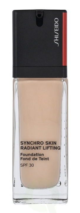 Shiseido Synchro Skin Radiant Lifting Foundation SPF30 30 ml #120 Ivory i gruppen SKÖNHET & HÄLSA / Makeup / Basmakeup / Foundation hos TP E-commerce Nordic AB (C56069)